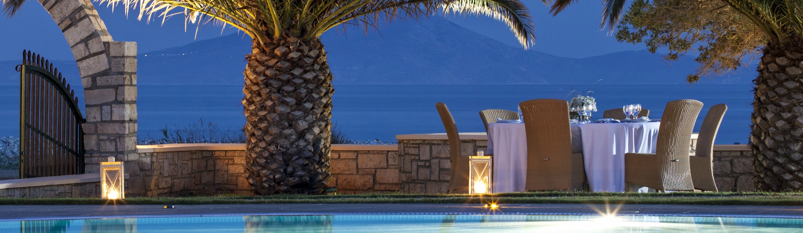 Book your wedding day in Finikas Hotel Naxos